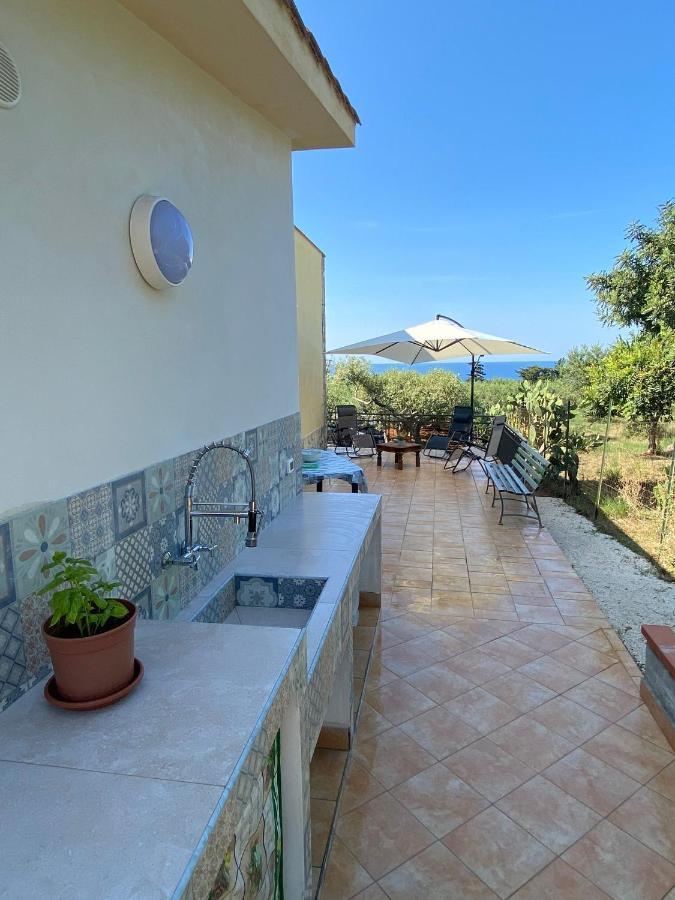 Villa L'Orizzonte Di Calabianca Castellammare del Golfo Exteriör bild